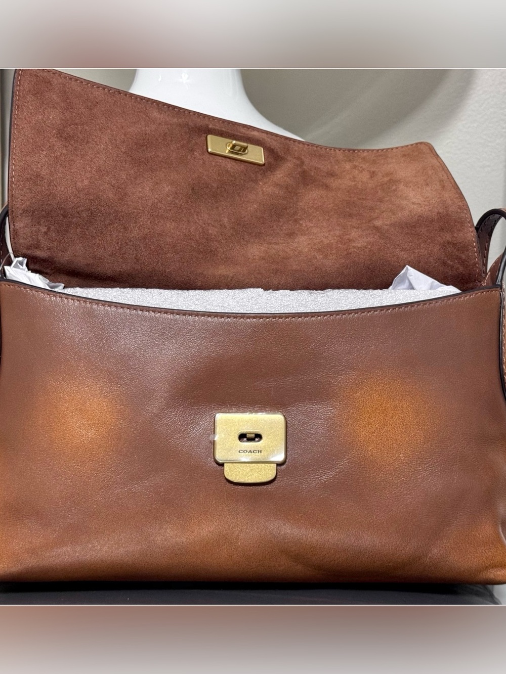 COACH Chelsea Shoulder Bag 30 In Loved Leather, BRASS/BROWN - Picture 6 of 9